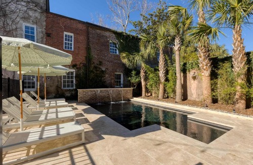 Harleston Village Bed & Breakfast | The Nicholas George's King Suite- Walk to King