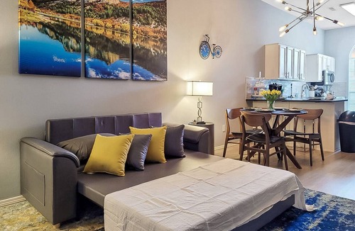 Springdale Apartment | The Stay at Steuben, Fire Pit, Brand new furniture