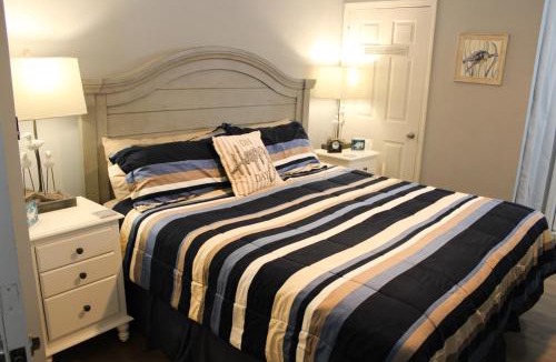 Sea Trail Apartment | The Suite at 125 Royal Postes Rd