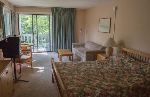 Bethlehem Hotel | The Wayside Inn