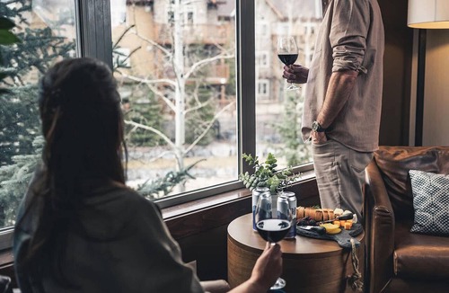 Canmore Condo | Three Bears Hydeaway at Stoneridge
