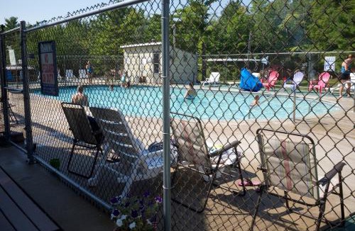 Sturgeon Bay Resort | Tranquil Timbers Park Model 7