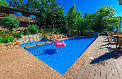 Village of Four Seasons House | Treetop Village-2Bed3BathPoolsDocks6-8PP