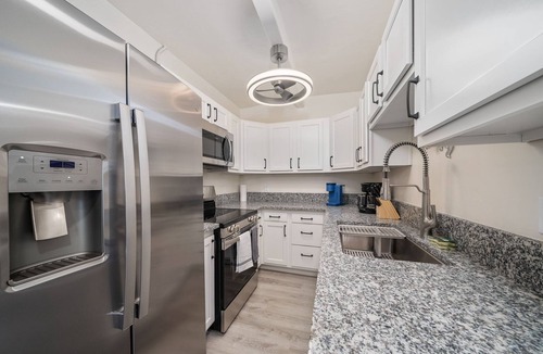 Arroyo Chico Apartment | Tucson 18th Street A B