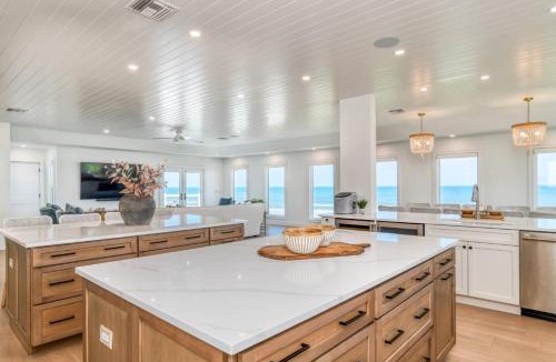 Crescent Beach House | Turtle Dunes