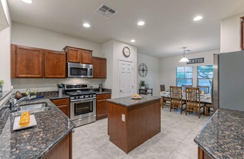 Norterra House | TVs All BRs, Htd POOL, Fire Pit, Paradise for Hikers/Bikers/Golfers