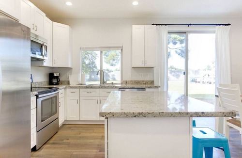 Gilbert House | Two Bedroom, clean guest house in Gilbert