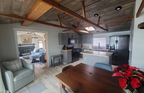 Turtle Lake Cabin | Updated Lakefront cabin with AC in Turtle Lake - 2 bedrooms