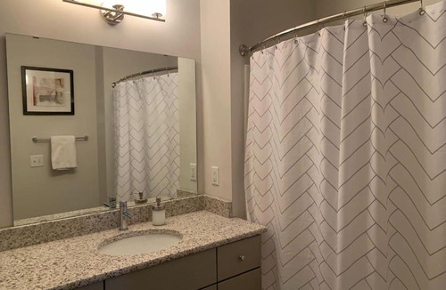 Milwaukee Apartment | Upscale Riverfront 2BR Apt