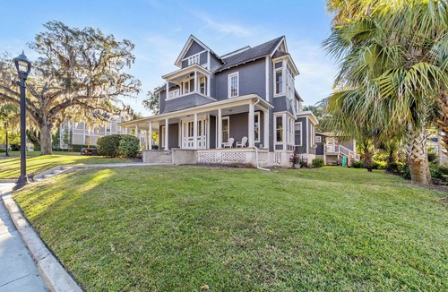 Historic District Apartment | Victorian Manor: Downtown Apt, near Silver Springs & Fort King Historic Park