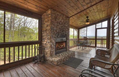 Raccoon Ridge House | View From The Top