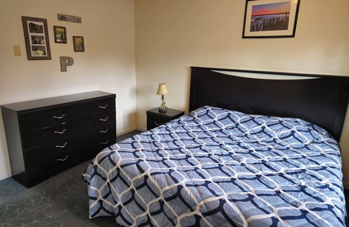 Abbott Loop House | Walk to the Zoo. Featuring Alaska's only outdoor pool table! Perfect!