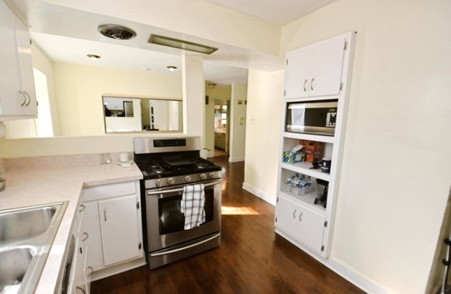 Harters Heights House | Walkable to Notre Dame! Cozy 2 bedroom home(426)