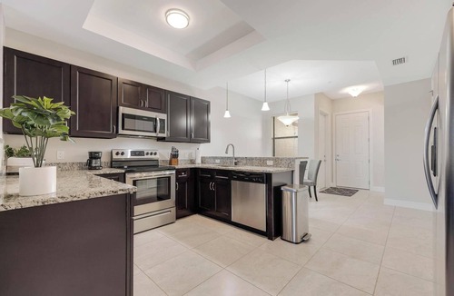 Eight Lakes House | Waterfront 3-bedroom townhome centrally located
