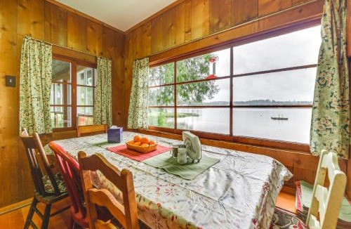 Grapeview House | Waterfront Grapeview Escape w/Boat Dock & Views!