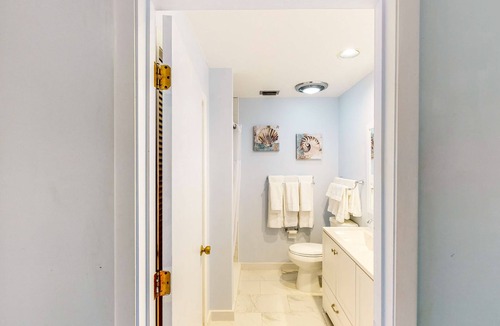 Putnam Hall House | Waterfront home with private hot tub, arcade room & firepit - dog-friendly
