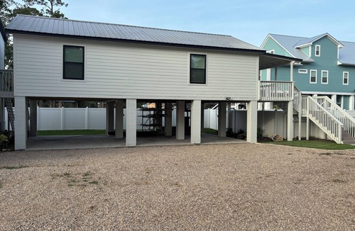 Steinhatchee House | Waterfront House with floating Boathouse, can sleep 7