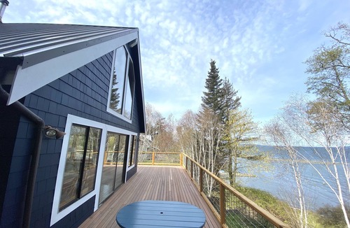 Eastsound Cabin | Waterfront sunset cabin - 2 bedrooms + sleeping loft