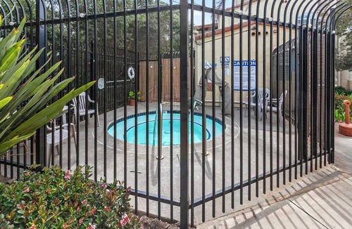 Oceano Condo | Waves and Whimsy
