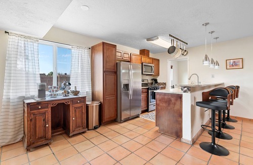 Northeast Heights House | Welcome to Casa de Ladrillos - No House guests without prior approval from host.