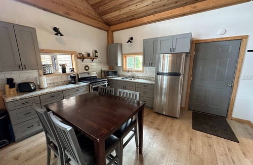 Whale Pass Cabin | Whale Pass Adventure Cabin | Cabin in Whale Pass with private boat launch