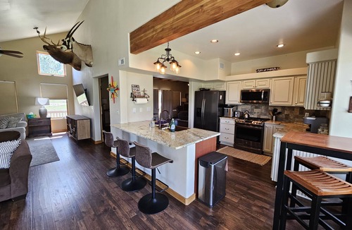 Angel Fire House | Wheeler Peak Views, Easy Access, Level Driveway, On Greenbelt, Pet Friendly