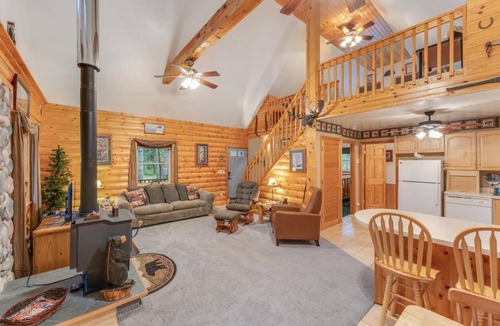 Big Flats House | Whispering Pines & Shouting Rocks