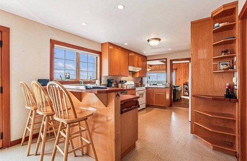 Tolovana Park House | Windwhistle - Oceanfront!