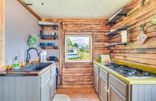 Stone Lake House | Wisconsin Lakeside Cottage w/Deck, Views