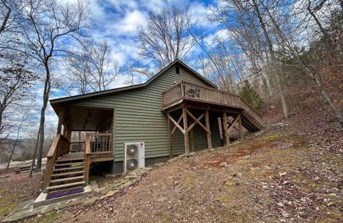 Ozark Ski Chalet | Woodhaven House