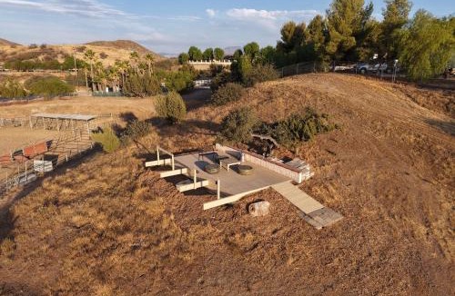 Santa Clarita Other | Zaromelranch deck