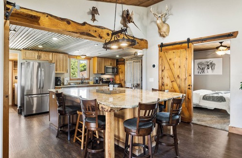 Williamson Villa | Zebra Ranch - 16-Guest Compound Experience, Prescott | Mtn Vu Spa Pickle Ball