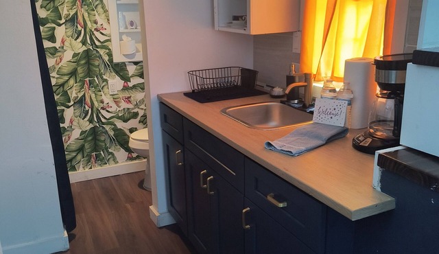 1st Tiny House! Minutes from SANIBEL and Fort Myers Beach
