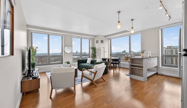 2 Bedroom Lux Apartment in Boutique Tower Downtown Boston