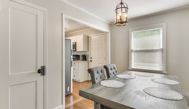 < 2 Mi to Uptown Charlotte: Home w/Large Yard!