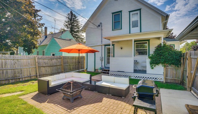 3 Mi to Road America: Spacious Elkhart Lake Home! in Elkhart Lake