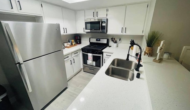 35% off Winter Special @ Desert Jewel Condo