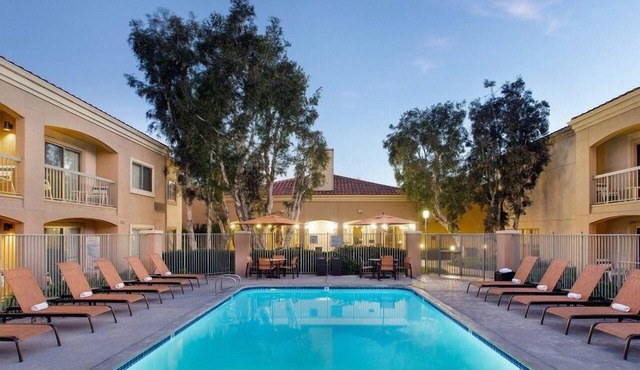 Always a Great Idea To Unwind! Pet-Friendly, Near Pleasant Valley Fields