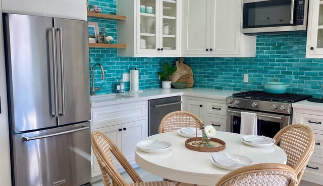 Beautiful Beach Vibe Cottage in Los Olivos