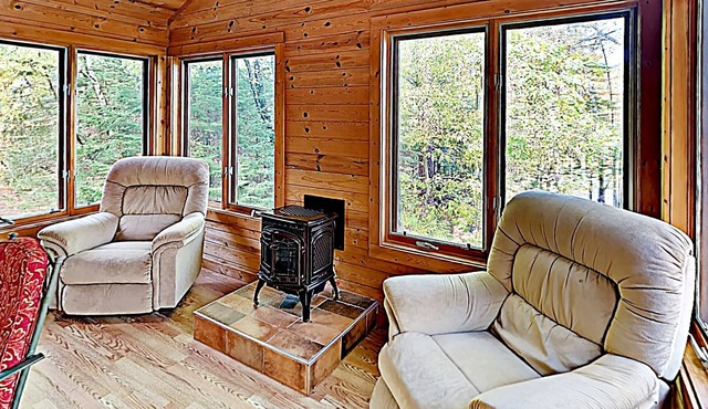 Beaver Bay Lodge On 2,500 Acre Nelson Lake Hayward, WI