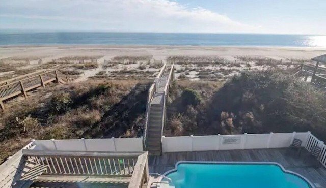 Best location on Holden Beach! OCEAN FRONT with a pool and PET FRIENDLY