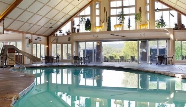 Big Cedar Wilderness Club 2-bedroom resort in fabulous Ridgedale with fitness