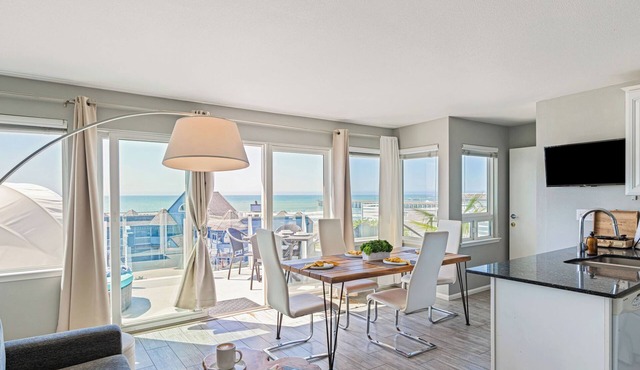 Cayucos Duo 2 Bungalows w/ Views & Lounge Space Pet Friendly