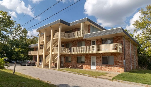 Charming 2-Bed, 1-Bath Modern Retreat