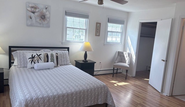 Charming 4-bedroom house with AC in Stafford Township