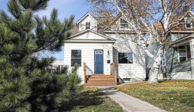 Charming Historic Ely Retreat - Walk to Downtown & Gateway to BWCA