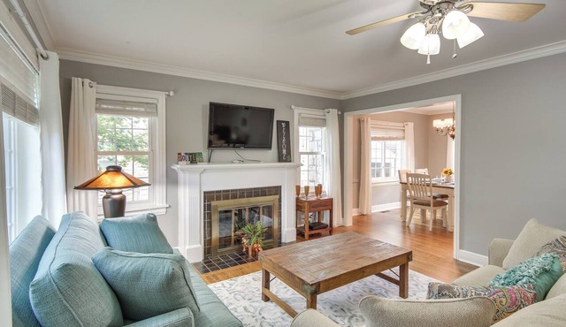 Charming Tulsa Bungalow w/Furnished Deck!