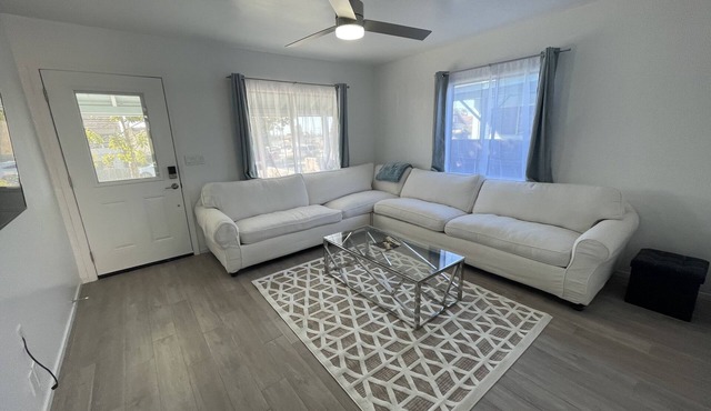 Coastal Delight - Blocks from the beach