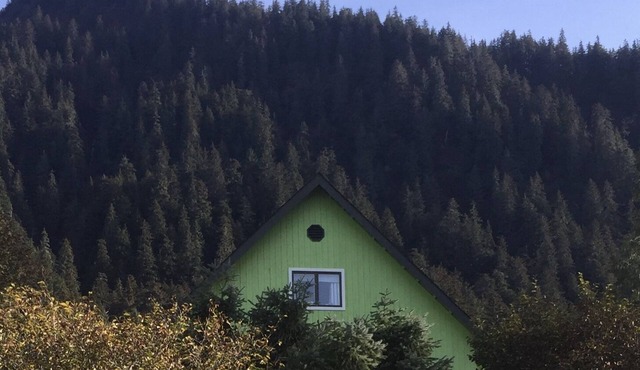 CONVENIENCE WITH A VIEW!