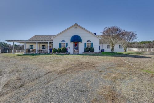 Countryside Cabin Rental ~ 10 Mi to Wadesboro!